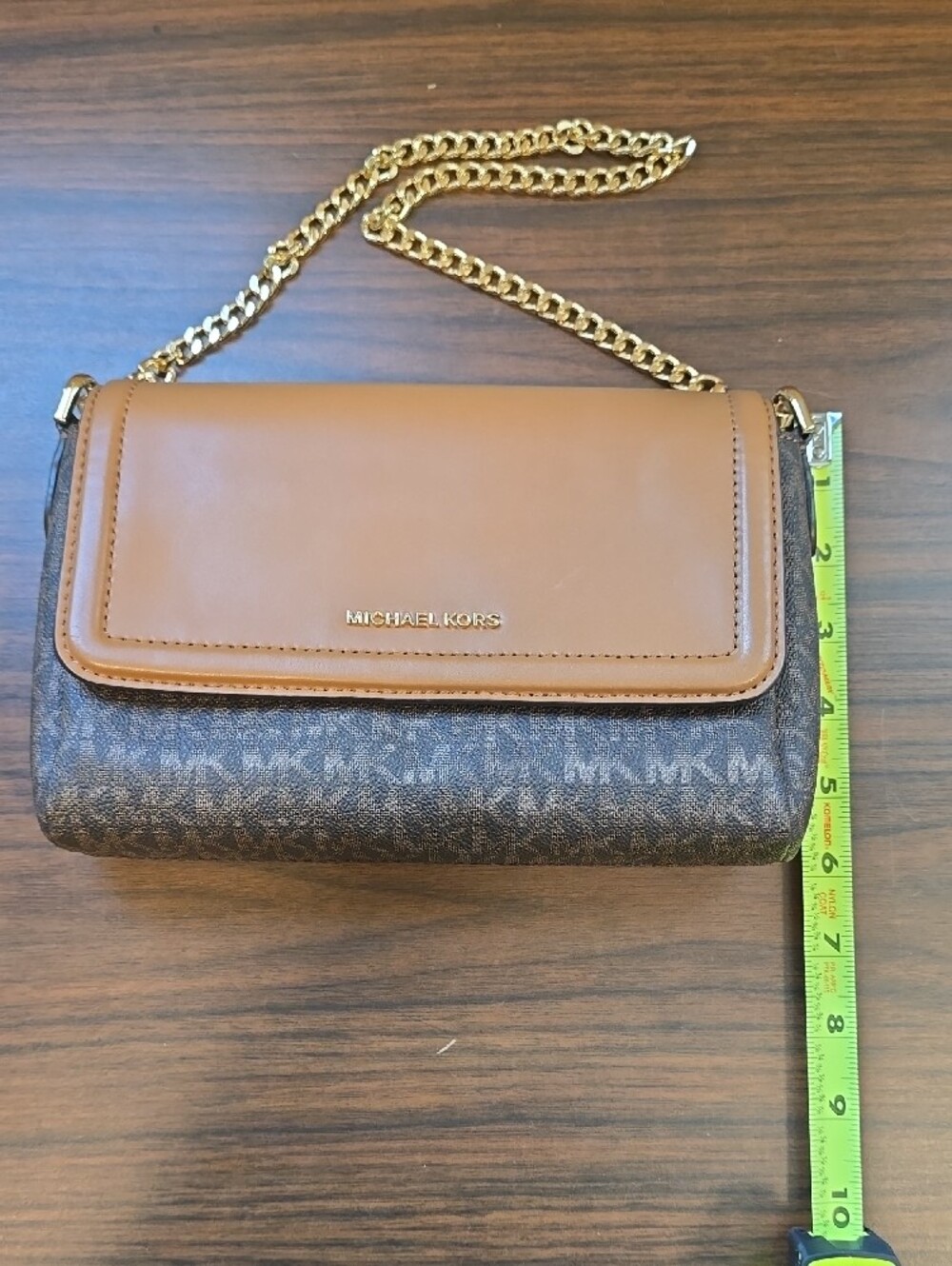 MICHAEL KORS Tan and Brown Logo-Print Chain Crossbody Bag - Picture 5 of 9